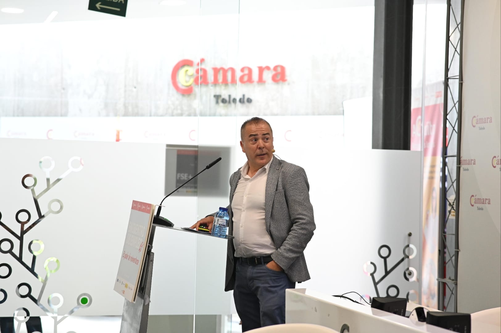 Miguel Ángel Iniesta (SEPE): "La formación es básica para hacer frente al desempleo" Miguel Ángel Iniesta (SEPE): "La formación es básica para hacer frente al desempleo"