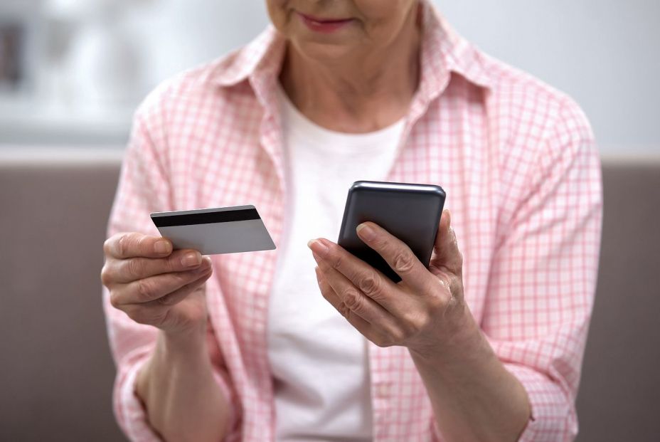 El consumidor sénior gana peso en las compras online El consumidor sénior gana peso en las compras online