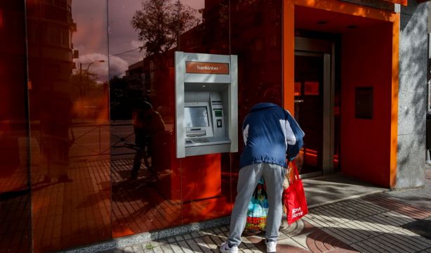 Pago de las pensiones y paga extra en junio de 2025: ¿qué día se cobra la pensión en Bankinter?
