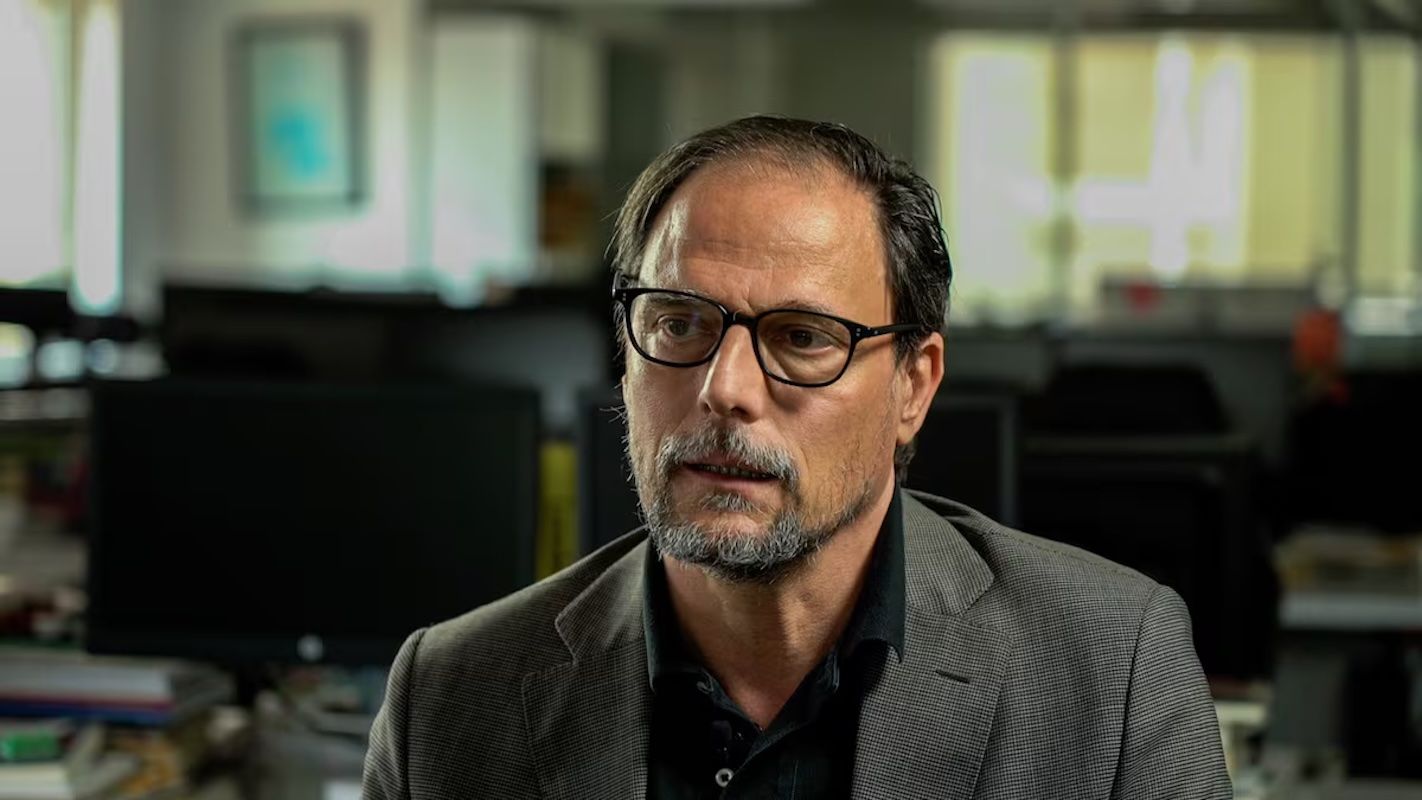 Prisa destituye a Pepa Bueno y Jan Martínez Ahrens será el nuevo director de 'El País'