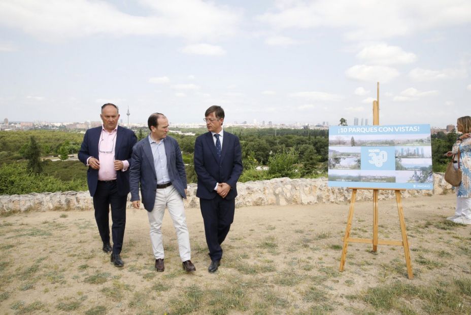 Madrid lanza una ruta por diez parques con las vistas más impresionantes de la ciudad Madrid lanza una ruta por diez parques con las vistas más impresionantes de la ciudad