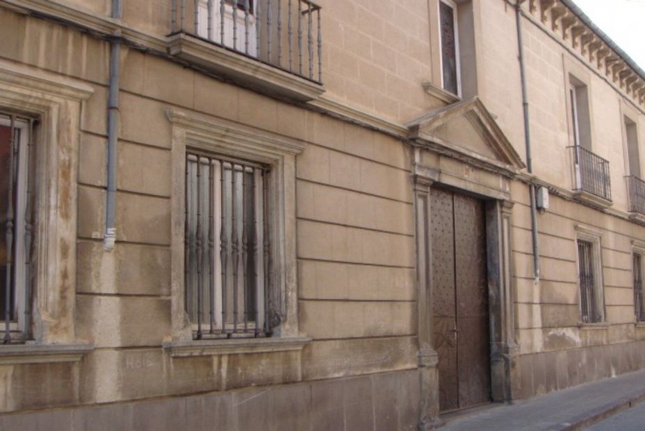 Fuente: Ayuntamiento de Jaca. Los edificios más antiguos de Huesca Fuente: Ayuntamiento de Jaca. Los edificios más antiguos de Huesca