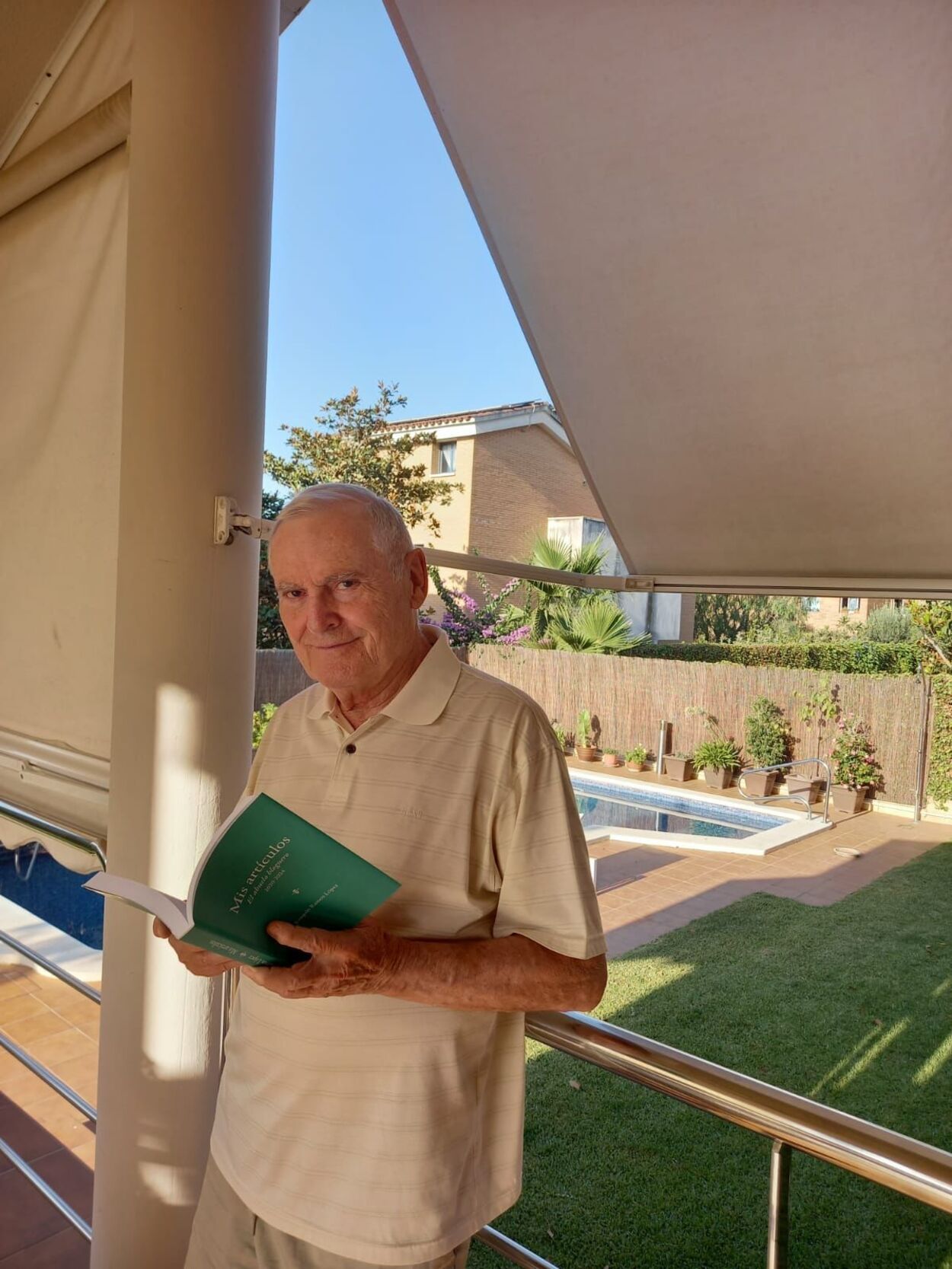 Joaquín Ramos recopila en un libro todos sus artículos publicados en 65YMÁS