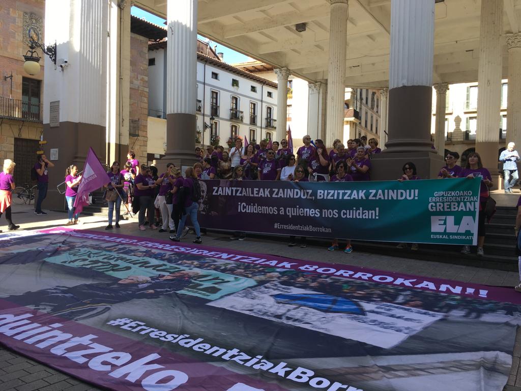 Los trabajadores de las residencias de Guipúzcoa, más de 100 días de huelga por un mejor convenio