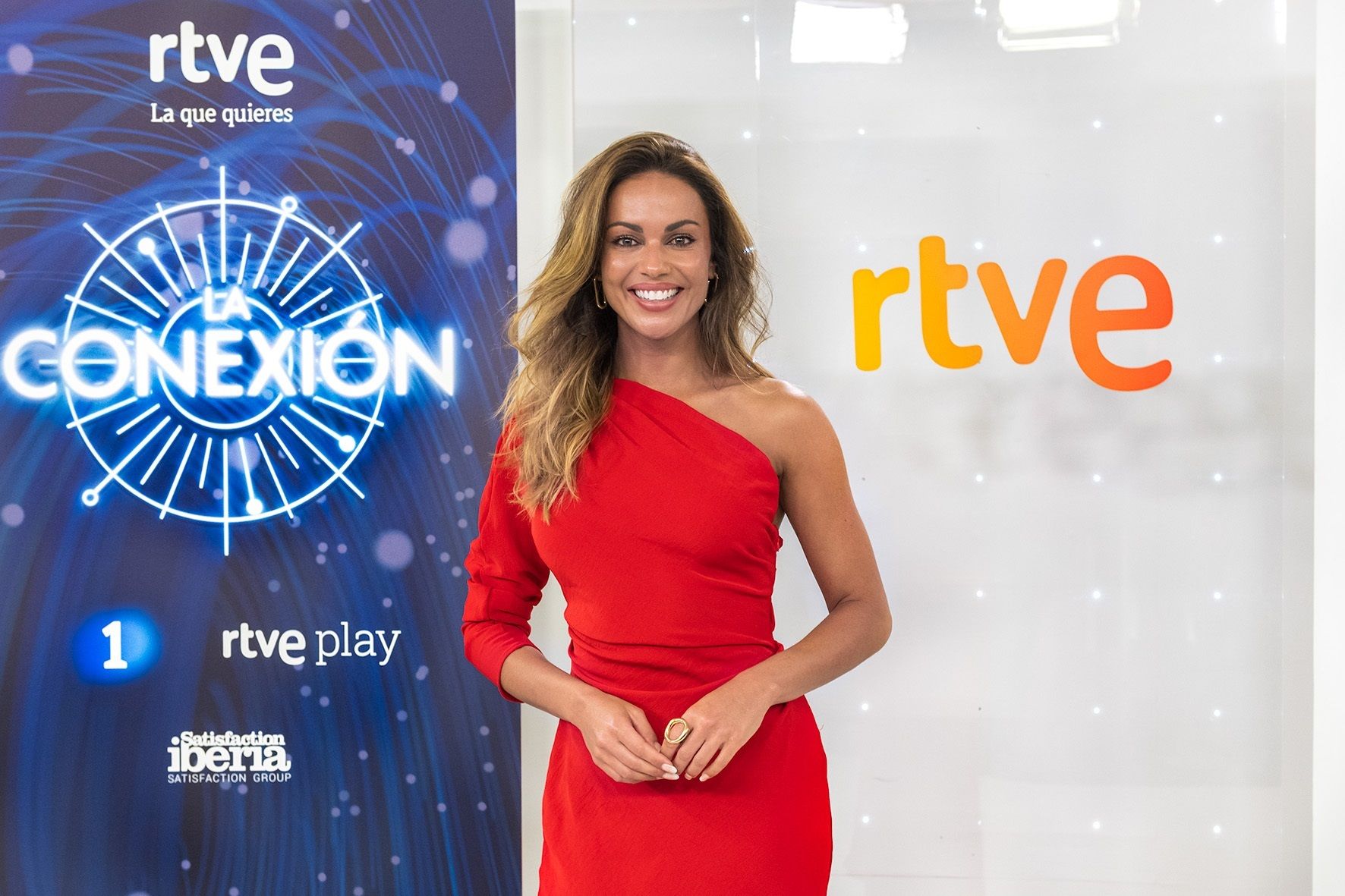 Lara Álvarez aterriza en La 1 con 'La conexión' Es un nuevo registro para mí