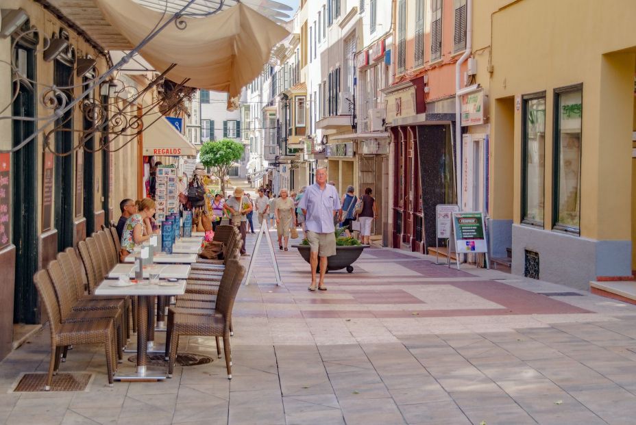 El PP pide más destinos y plazas para los mayores de Menorca en los viajes del Imserso