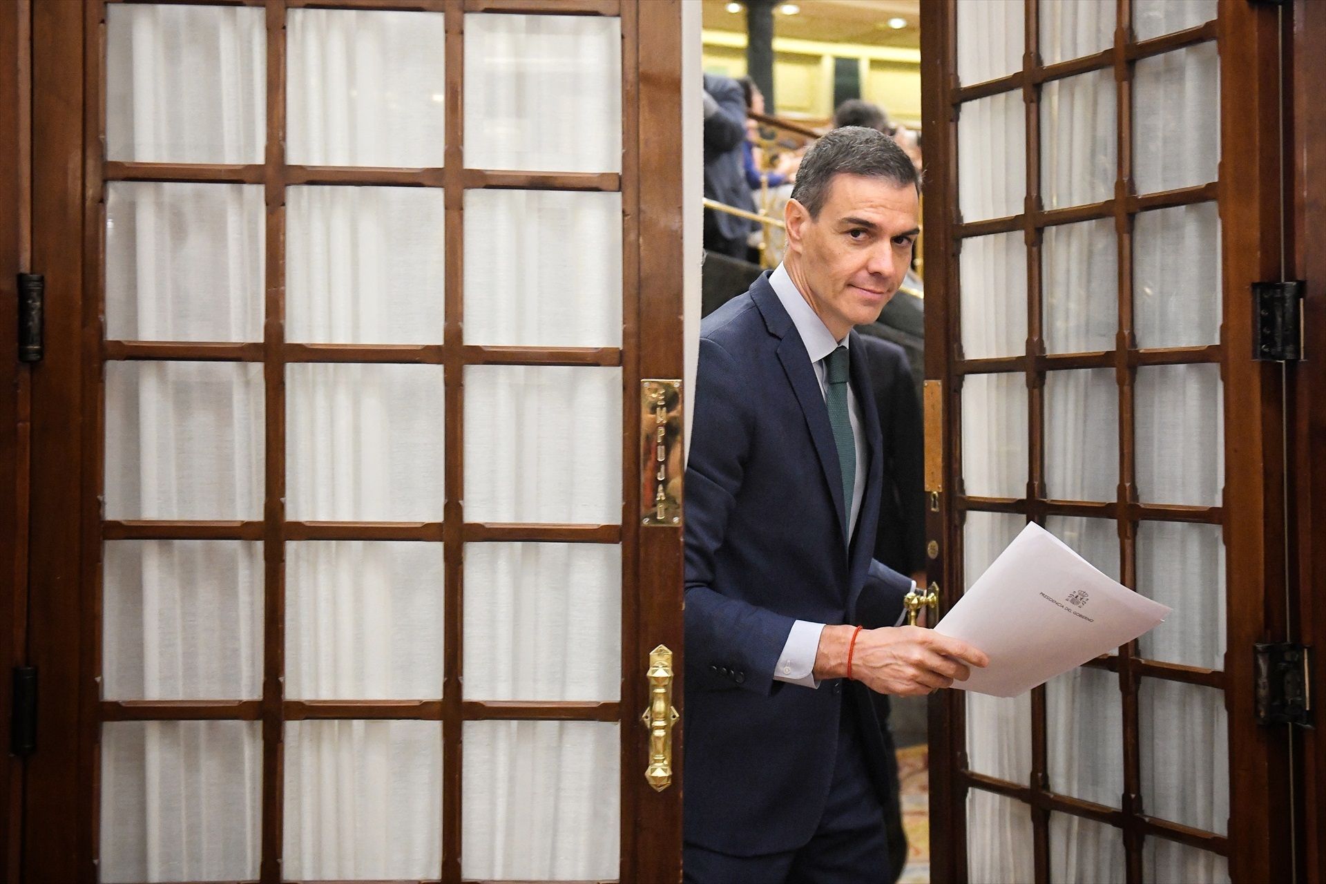 El CIS dispara la ventaja del PSOE sobre el PP a 7 puntos en pleno escándalo Leire