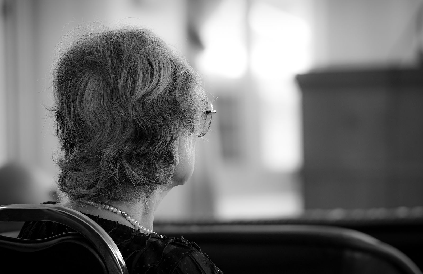 10 medidas urgentes para frenar el problema de la soledad no deseada: "Afecta a 1 de 5 españoles"