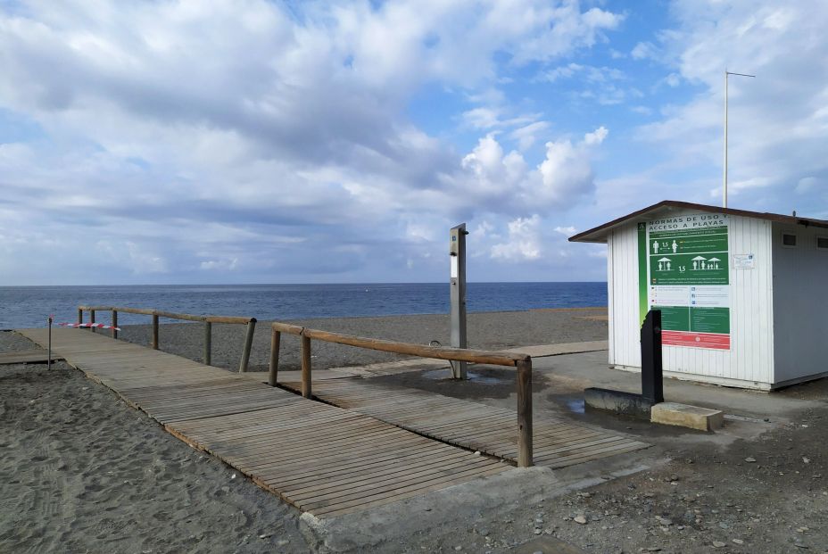 Lista de playas accesibles en la provincia de Granada en 2025. Junta de Andalucía Lista de playas accesibles en la provincia de Granada en 2025. Junta de Andalucía