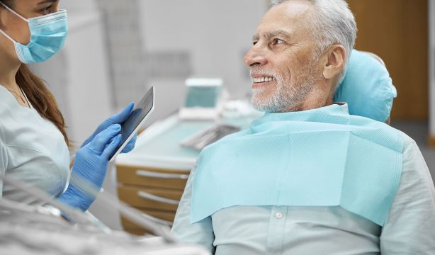 La SEGG y SEPA firman un acuerdo para impulsar la salud bucodental en personas mayores