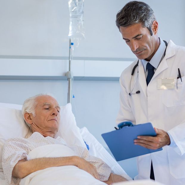 bigstock Mature doctor reading medical 197376040 (1) bigstock Mature doctor reading medical 197376040 (1)