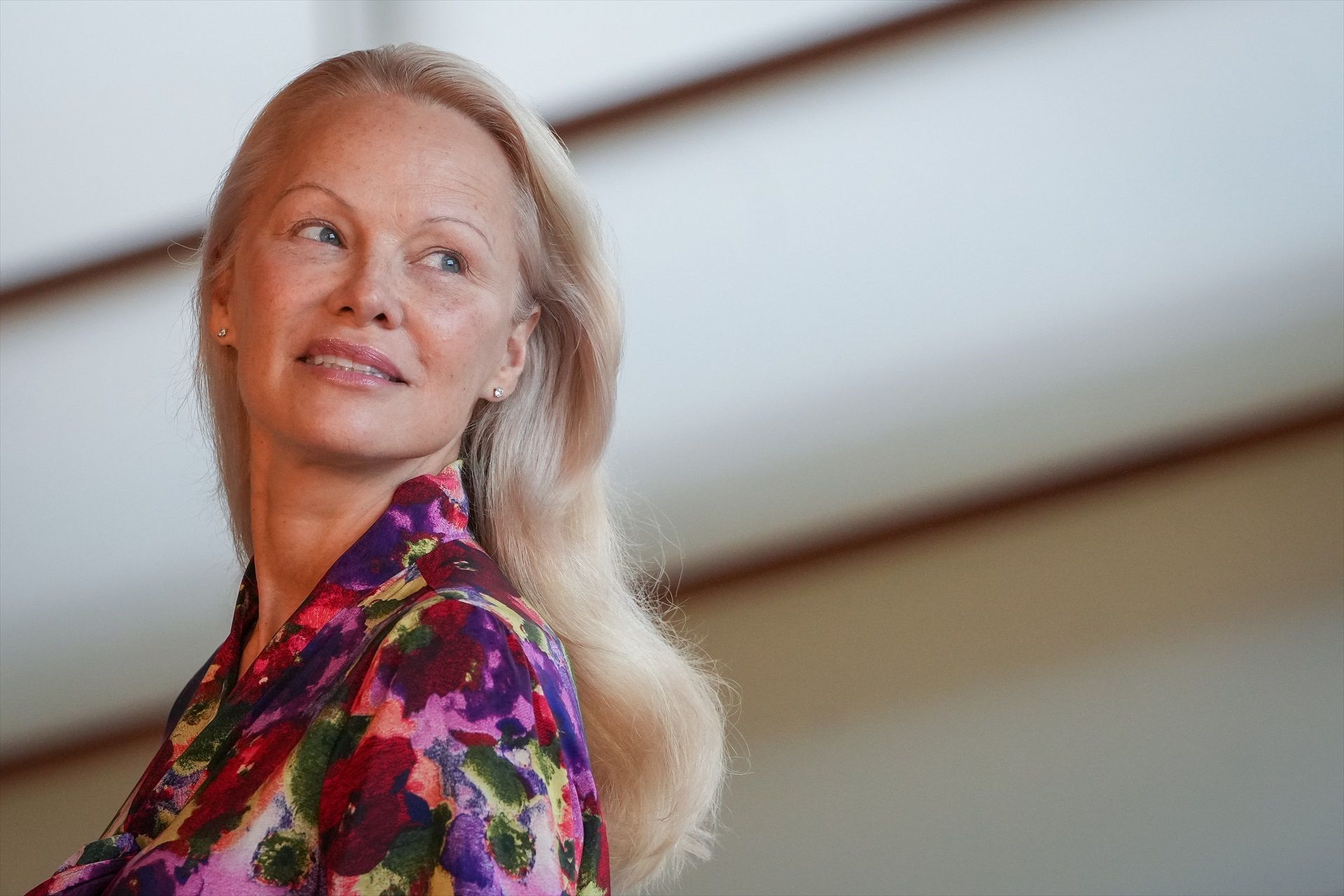 Pamela Anderson: "Es fácil que te encasillen, pero no puedes ser definido por lo que otros te dicen"