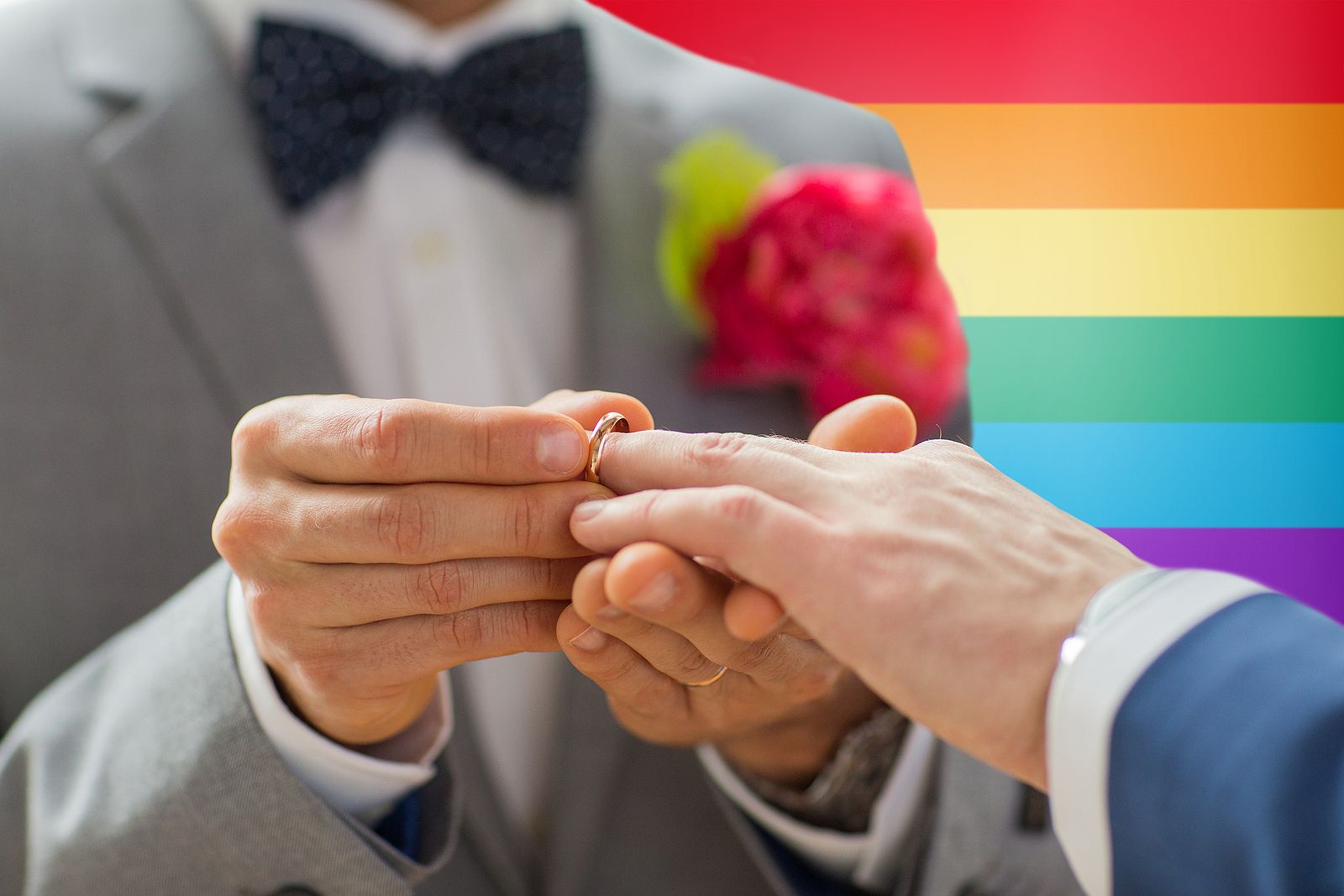 Mayores LGTBI, en el 20 aniversario del matrimonio homosexual: "No queremos volver al armario"