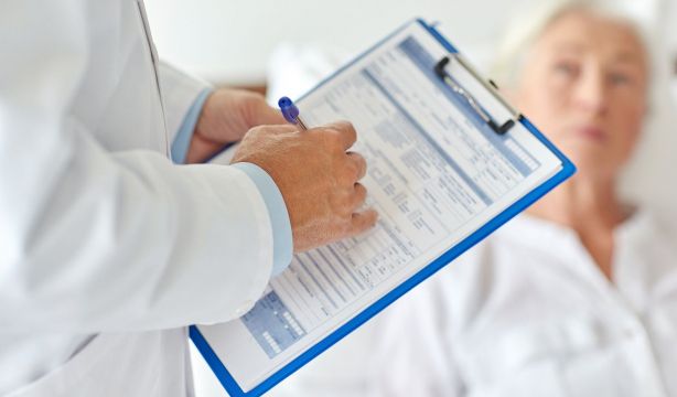 Los mayores de 65 con póliza de salud crecen un 47% y un 26% los conductores asegurados sénior