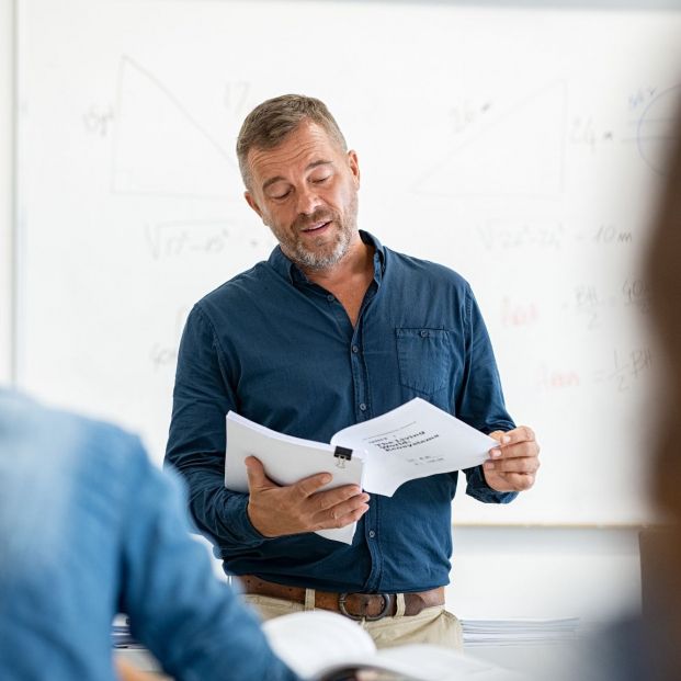 Profesores universitarios en Madrid dejarán de ser excluidos para el complemento por investigación (Bigstock) Profesores universitarios en Madrid dejarán de ser excluidos para el complemento por investigación (Bigstock)