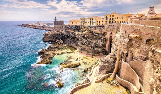 ¿Cuáles son los edificios más antiguos de Melilla?