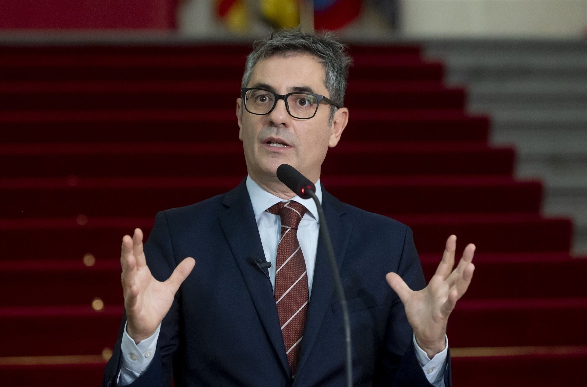 El juez Peinado pide al Supremo que impute a Bolaños por malversación y falso testimonio