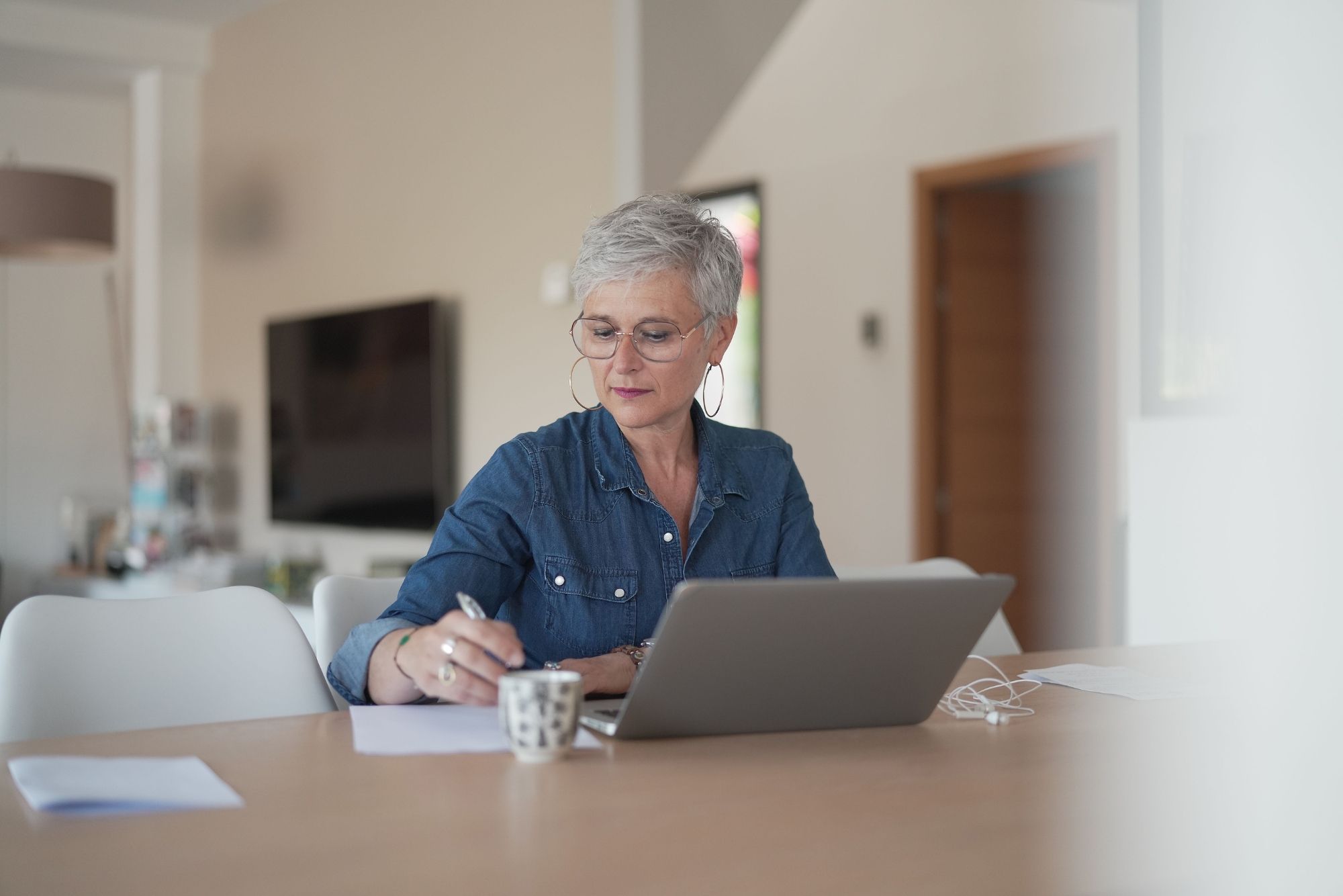 Un estudio revela cómo el teletrabajo afecta a la salud mental: beneficios y desafíos (Bigstock) Un estudio revela cómo el teletrabajo afecta a la salud mental: beneficios y desafíos (Bigstock)