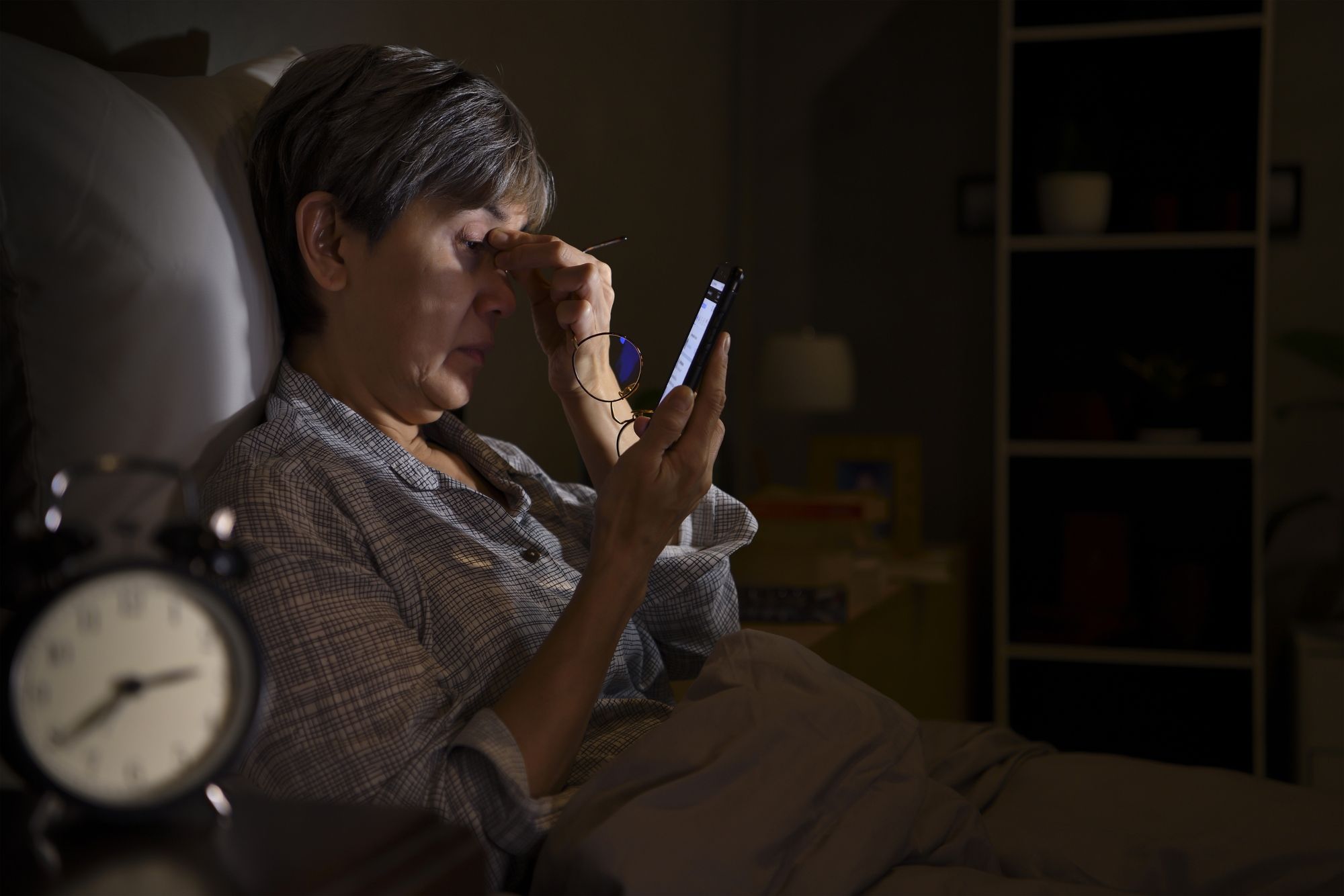 El motivo por el que dormir mal puede hacer que gastes de más en las rebajas (Bigstock)