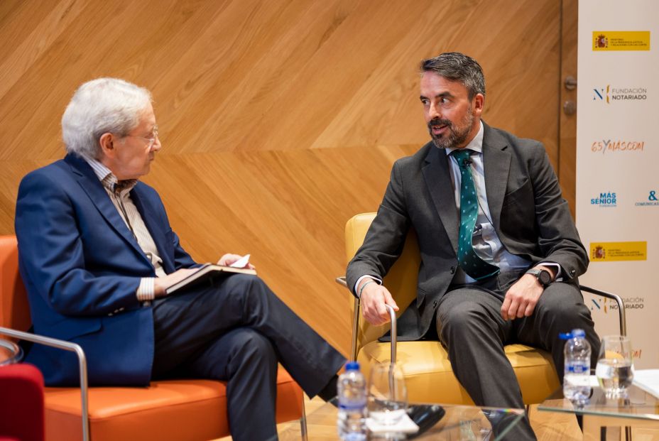 Manuel Olmedo: "El ordenamiento jurídico tiene que cambiar para adaptarse al cambio demográfico" Manuel Olmedo: "El ordenamiento jurídico tiene que cambiar para adaptarse al cambio demográfico"