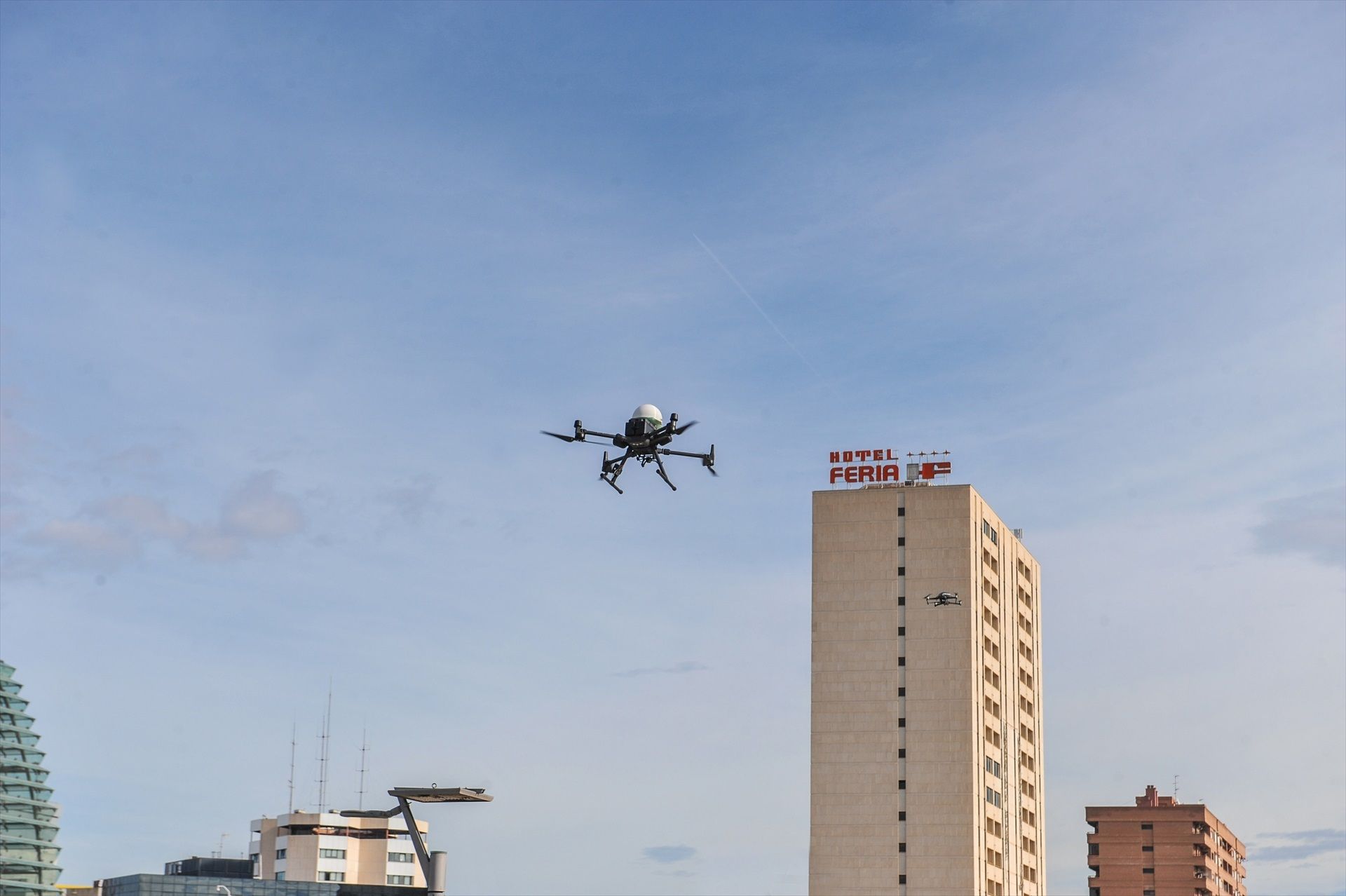 Investigadores españoles crean una antena radar pionera para evitar colisiones entre drones
