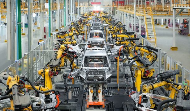 España debe incorporar más de 15.000 profesionales en logística y más de 5.000 en automoción