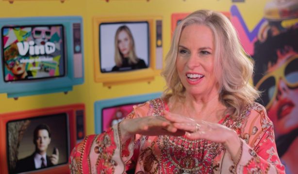 Vonda Sheppard, voz de 'Ally McBeal': "Las series de antes nos conectaban a un nivel espiritual" Vonda Sheppard, voz de 'Ally McBeal': "Las series de antes nos conectaban a un nivel espiritual"