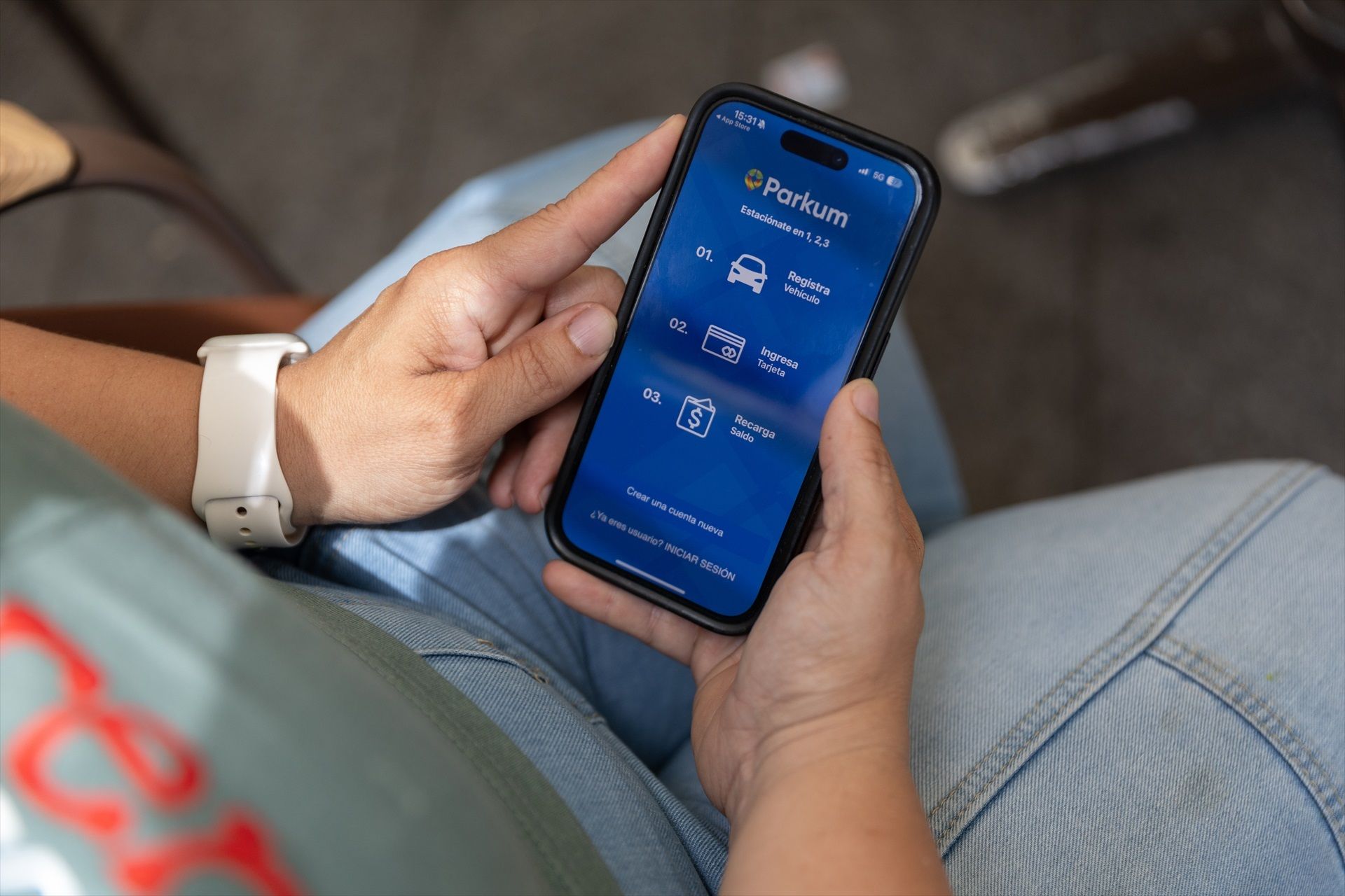 Cinco apps activan en Madrid la función 'desaparcar' para pagar solo por el tiempo exacto