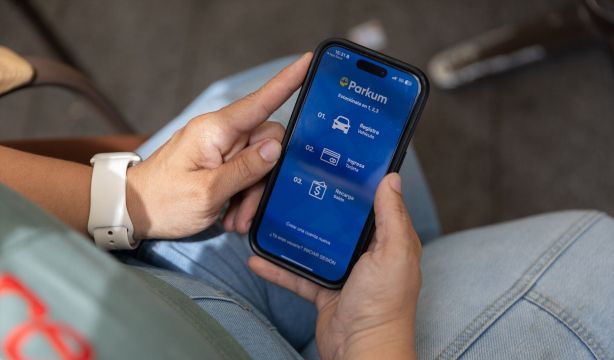 Cinco apps activan en Madrid la función 'desaparcar' para pagar solo por el tiempo exacto