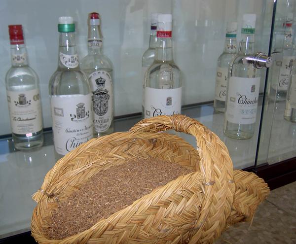 cma agr anis botellas chinchon