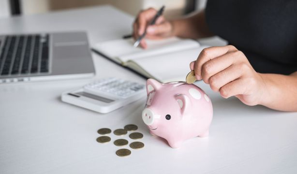 La mitad de los futuros jubilados en España podría llegar con problemas económicos si no ahorra