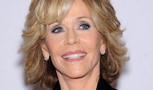 La rutina física de Jane Fonda para mantenerse en forma a los 87 años