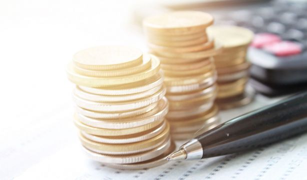 ¿Qué pasa con el dinero de una cuenta cuando fallece el titular?