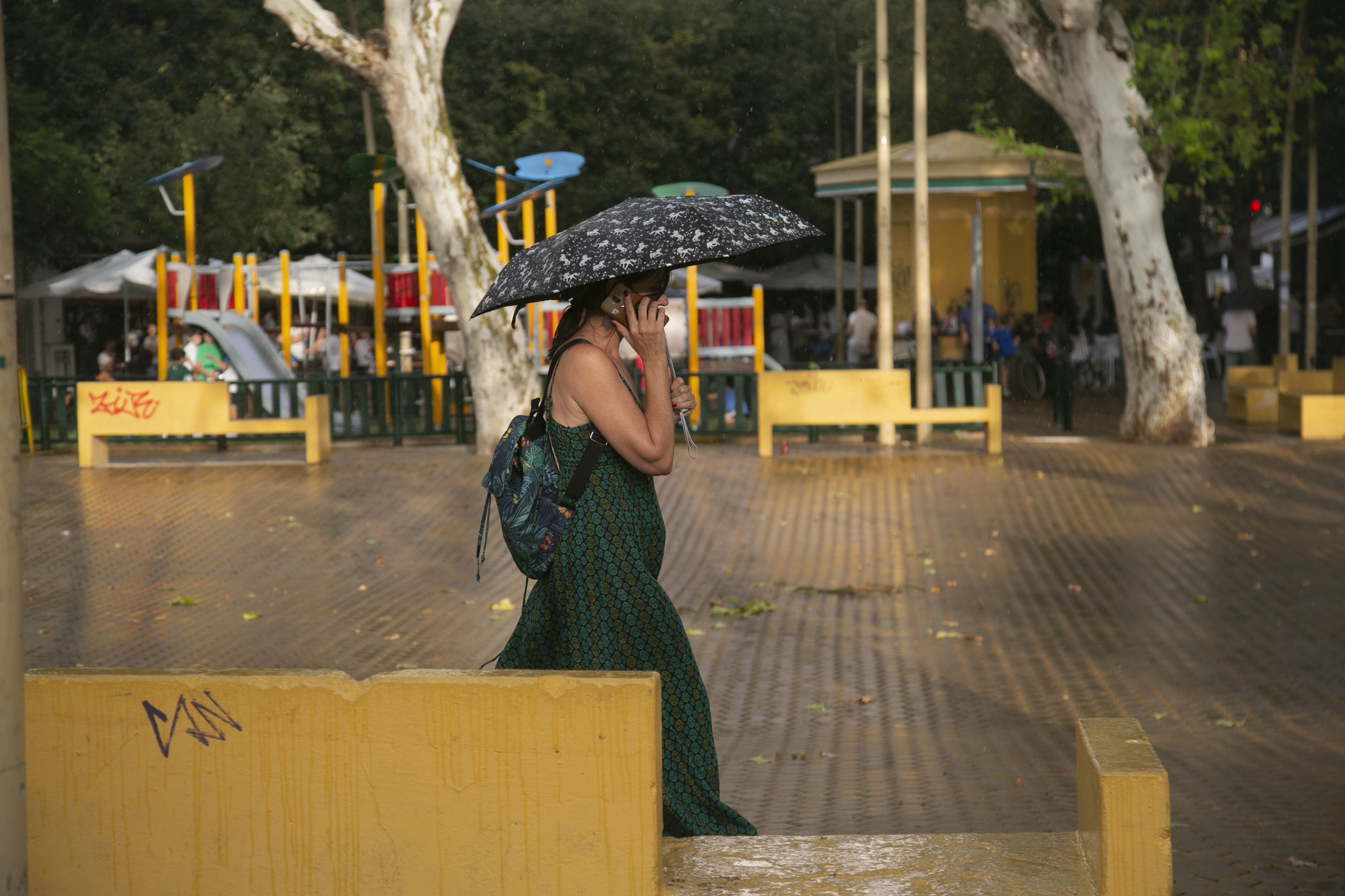 Cambio radical del tiempo: hasta 31 provincias, en aviso por lluvias, viento y olas