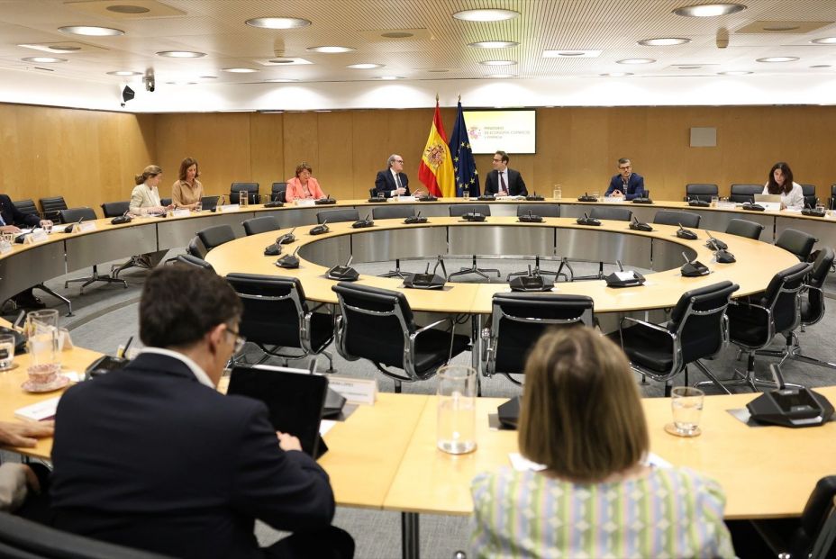 EuropaPress 6859652 directora general aeb maria abascal 2i presidenta asociacion espanola banca EuropaPress 6859652 directora general aeb maria abascal 2i presidenta asociacion espanola banca