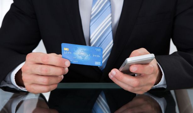 Hacienda lo confirma: poner a los hijos como titulares de cuentas bancarias no se considera donación