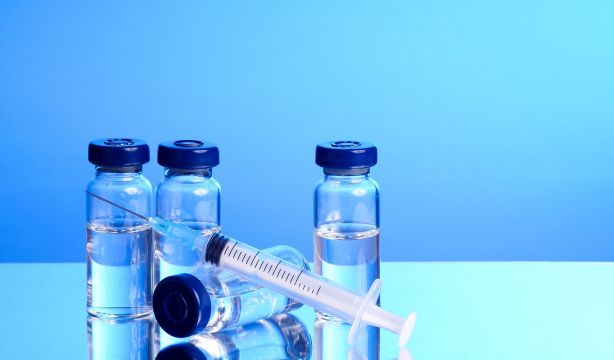 Una vacuna demuestra eficacia para prevenir el cáncer en un ensayo clínico