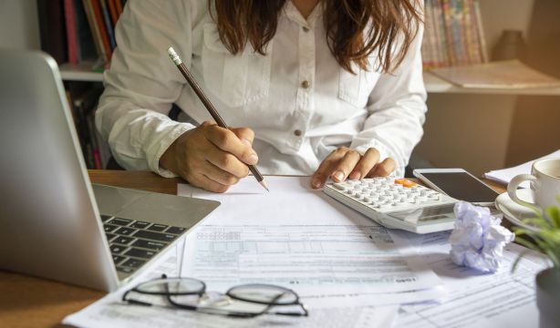 Dónde hay que presentar el Impuesto de Sucesiones cuando se heredan viviendas en varias comunidades