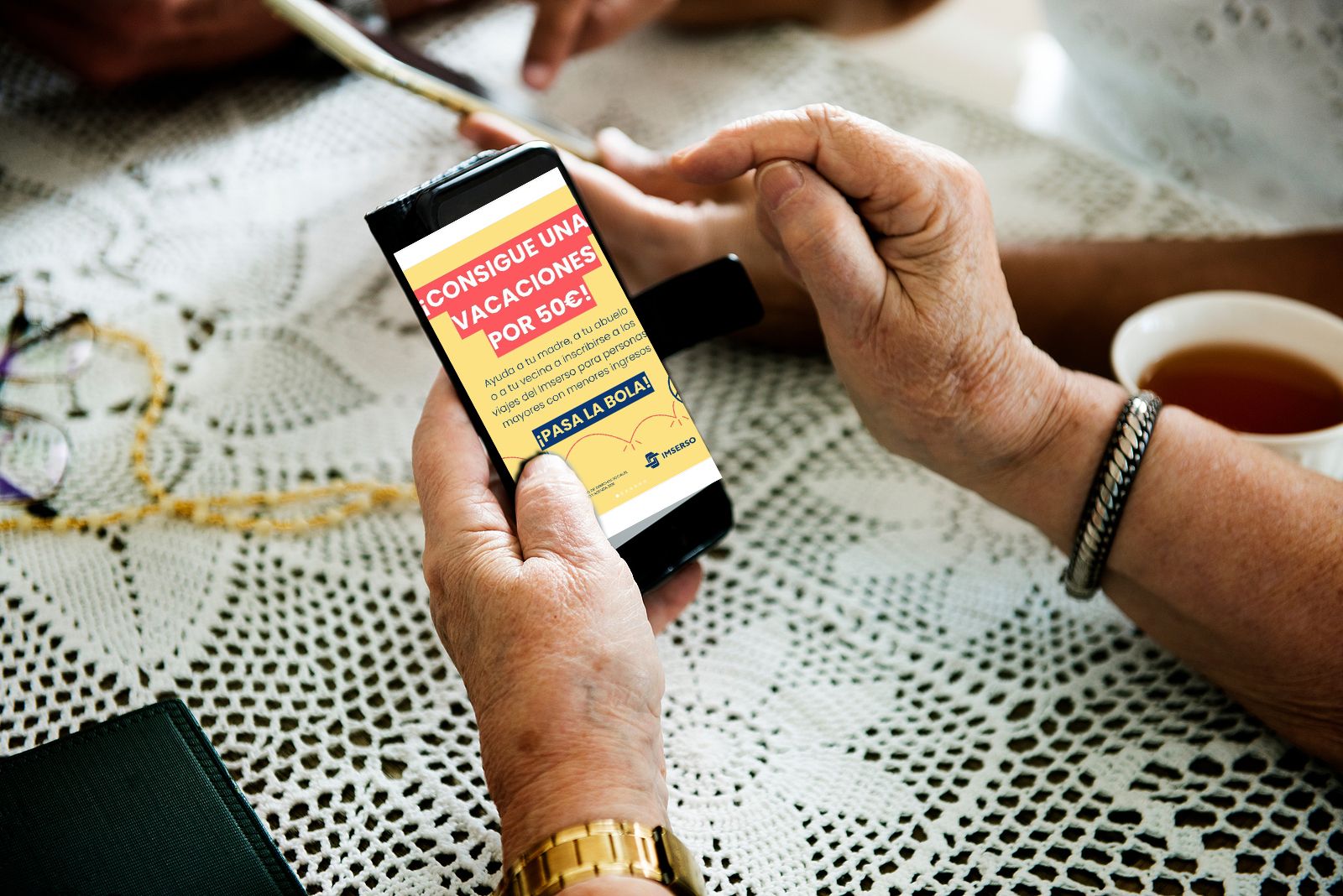 Mayores, sobre la campaña en redes de viajes del Imserso a 50 euros: "Es edadista y humillante"