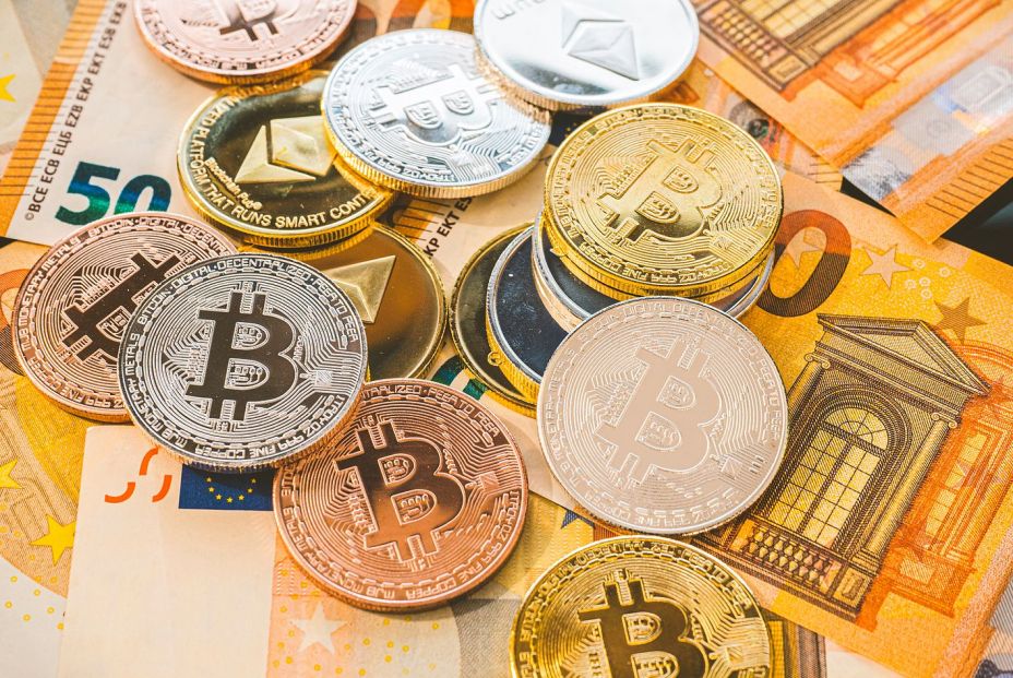 bigstock Bitcoin BTC coins on bills of 412003648 bigstock Bitcoin BTC coins on bills of 412003648