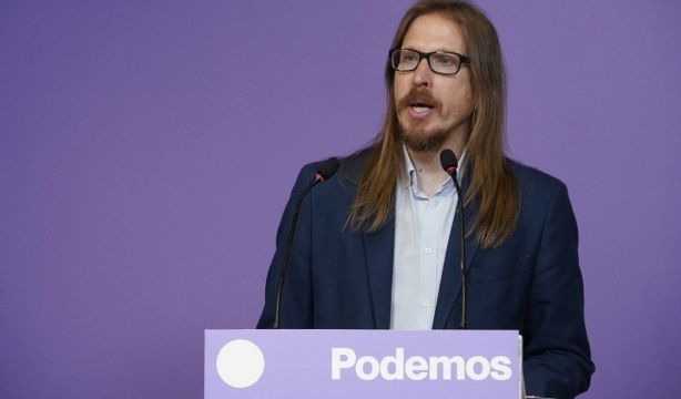 Madrid se querella contra el secretario de Organización de Podemos por las residencias