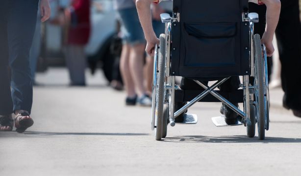 COCEMFE y 15 asociaciones de pacientes reclaman la jubilación anticipada para 14 patologías