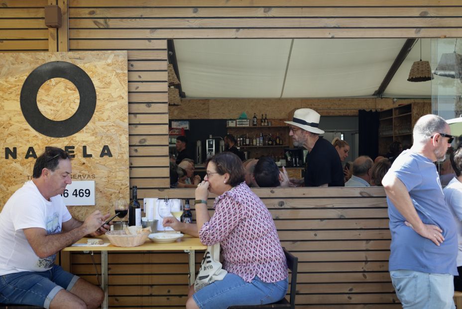 Personas con pérdida auditiva sufren dificultades en verano Personas con pérdida auditiva sufren dificultades en verano