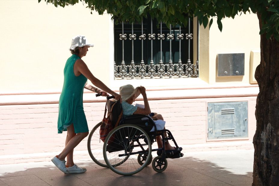 Más del 80% de los mayores se considera vulnerable ante las olas de calor Más del 80% de los mayores se considera vulnerable ante las olas de calor