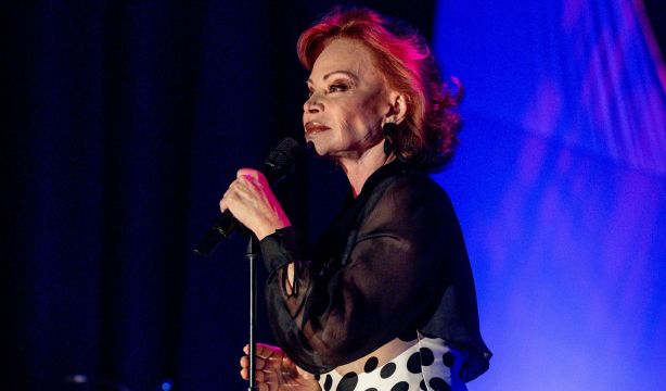Paloma San Basilio no piensa en la retirada: "Voy a seguir dando guerra"