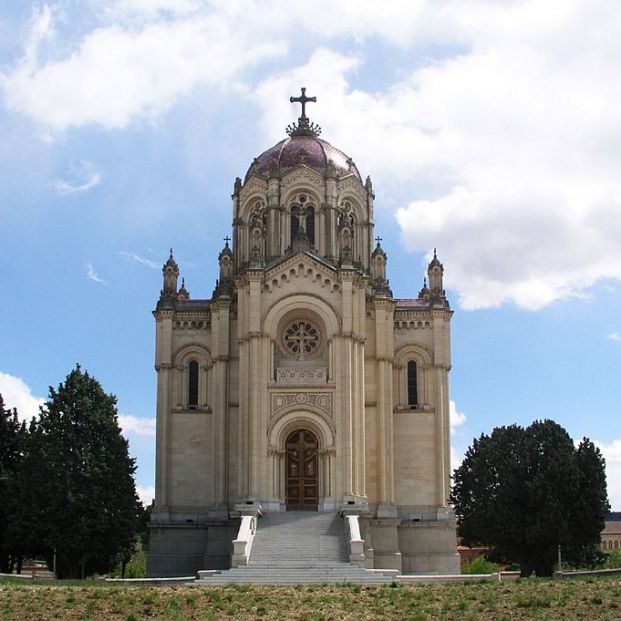 Panteón de la Condesa de la Vega del Pozo