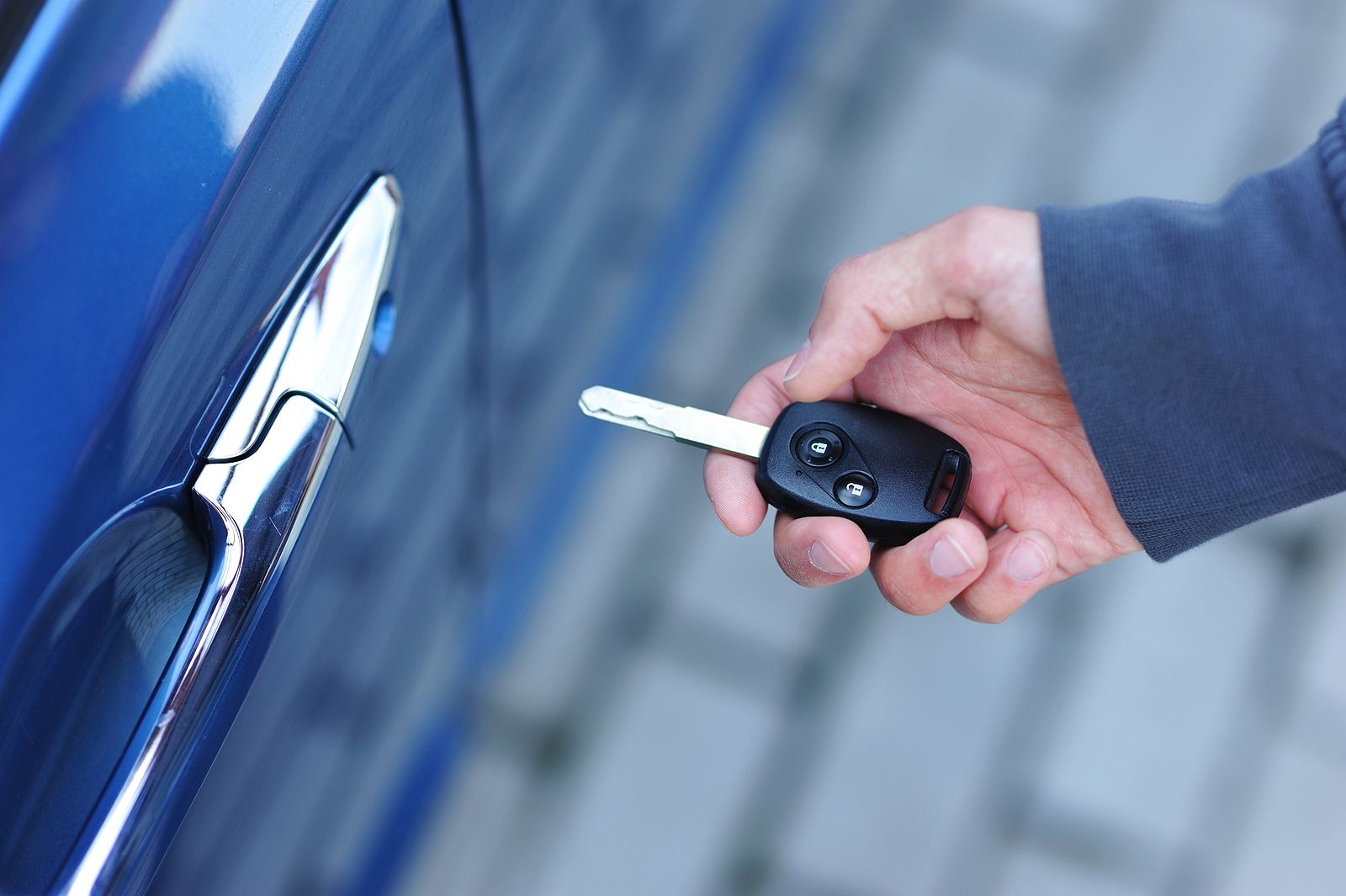 Un mecánico explica qué hacer si la llave del coche se queda sin batería Un mecánico explica qué hacer si la llave del coche se queda sin batería