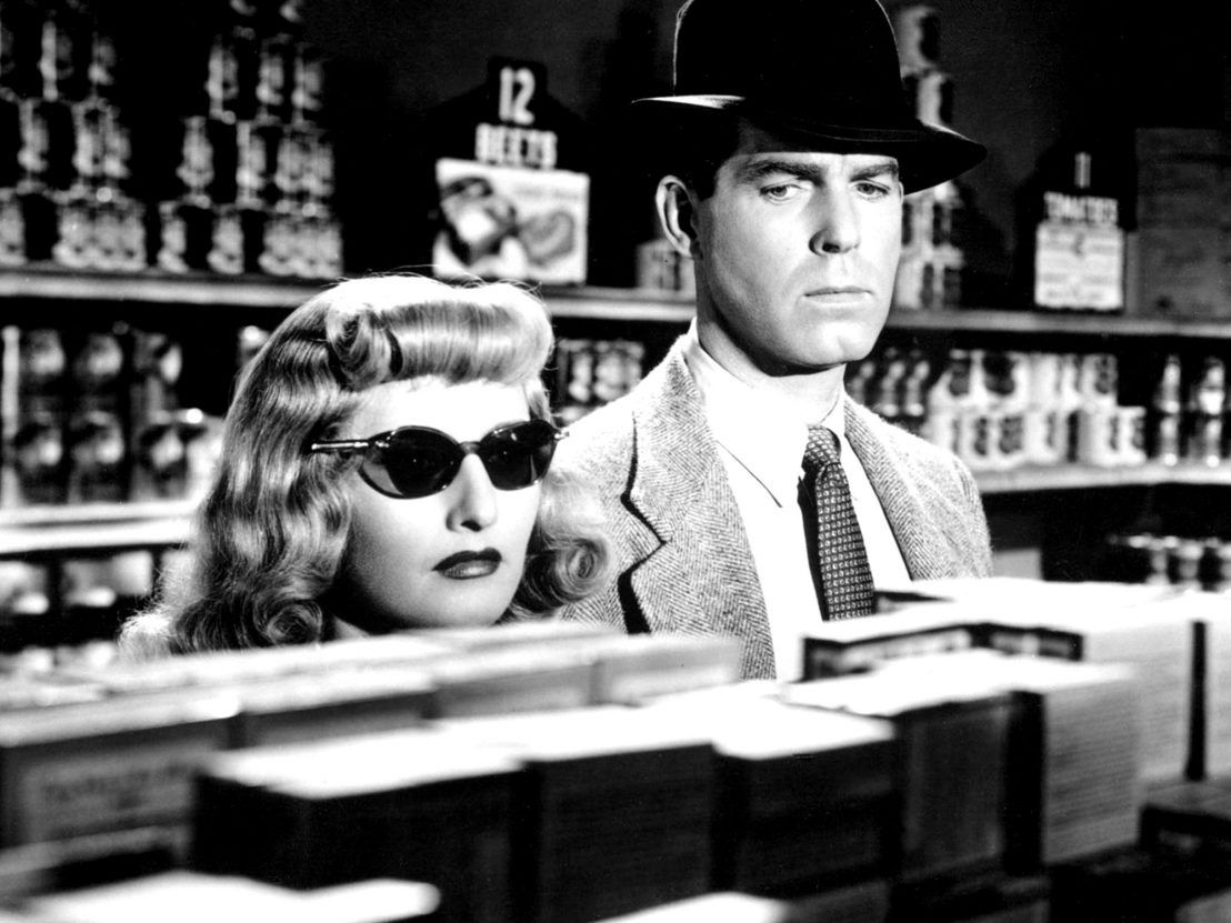 Barbara Stanwyck y Fred MacMurray en 'Perdición', una de las obras cumbres del cine negro clásico