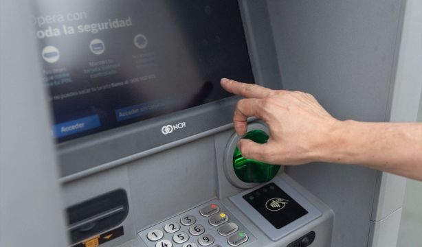 Pago de las pensiones en agosto de 2025: ¿cuál es la fecha de cobro en cada banco?