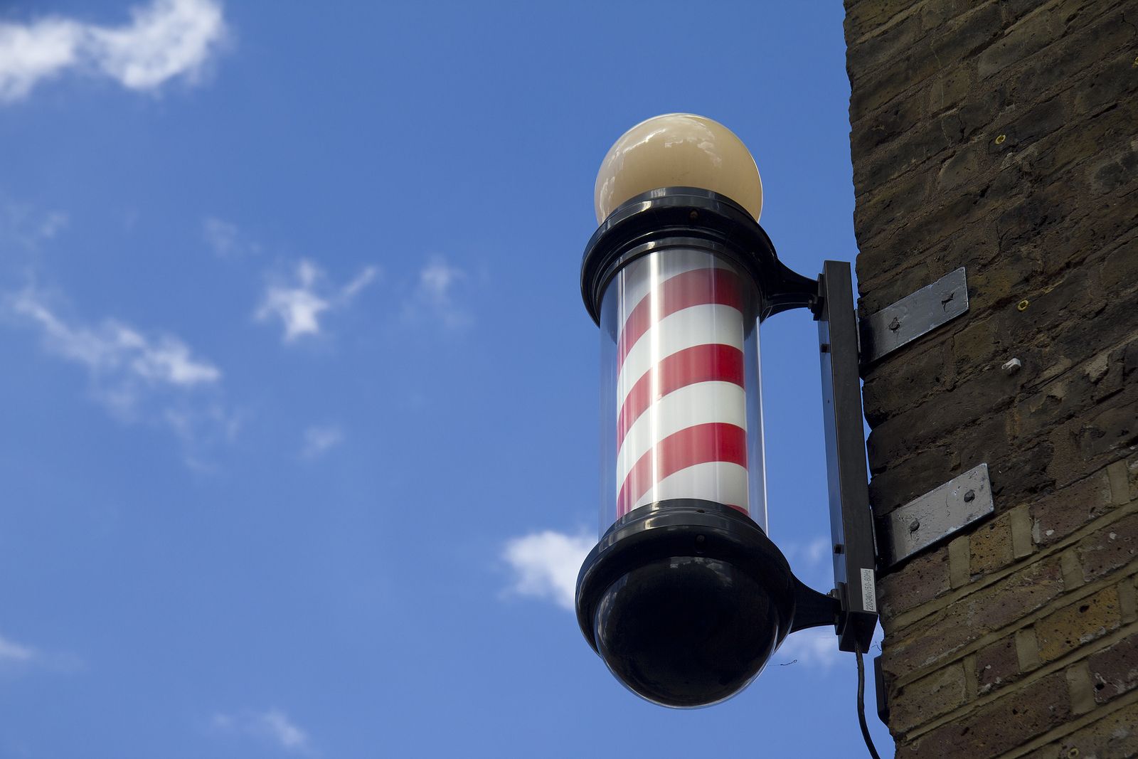 El 'Barber Pole': el símbolo de todas las barberías que tiene un significado histórico